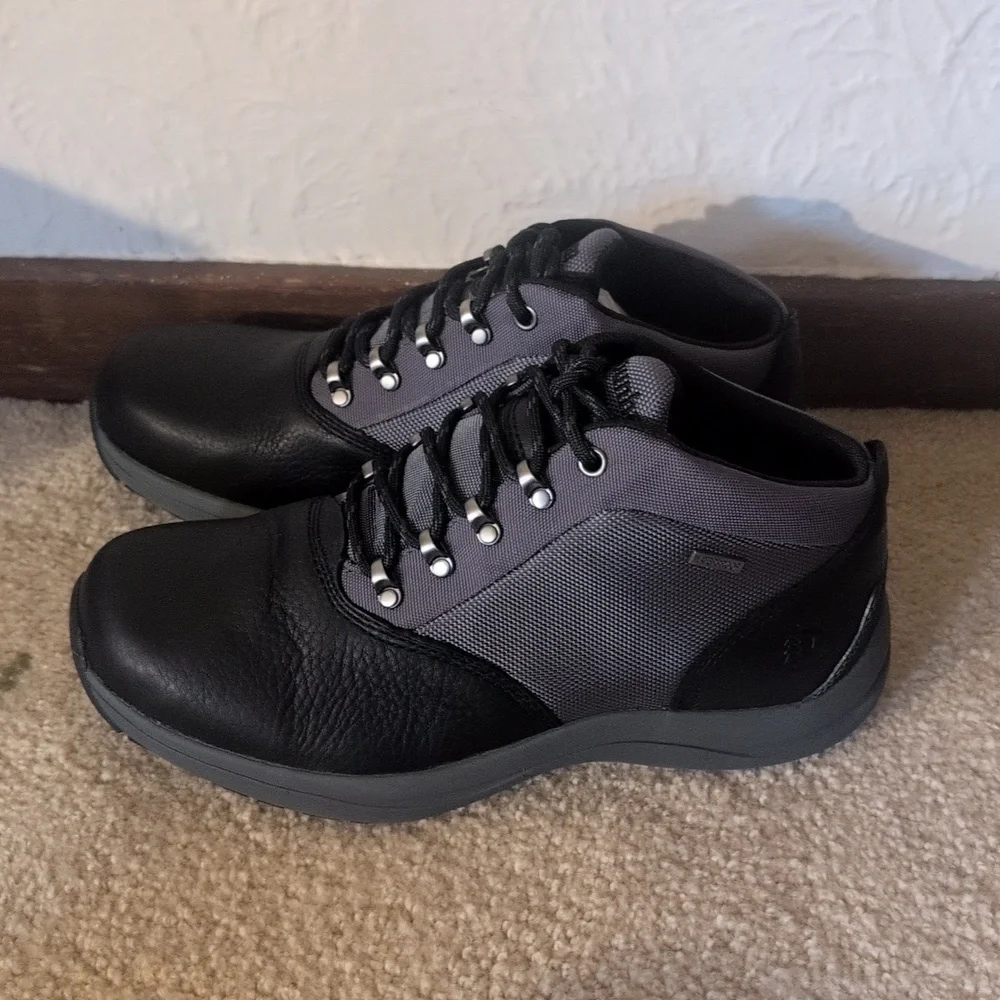 New Dunham Men's Sutton Plaintoe Boot Mid Calf, Black/Grey Size 7.5